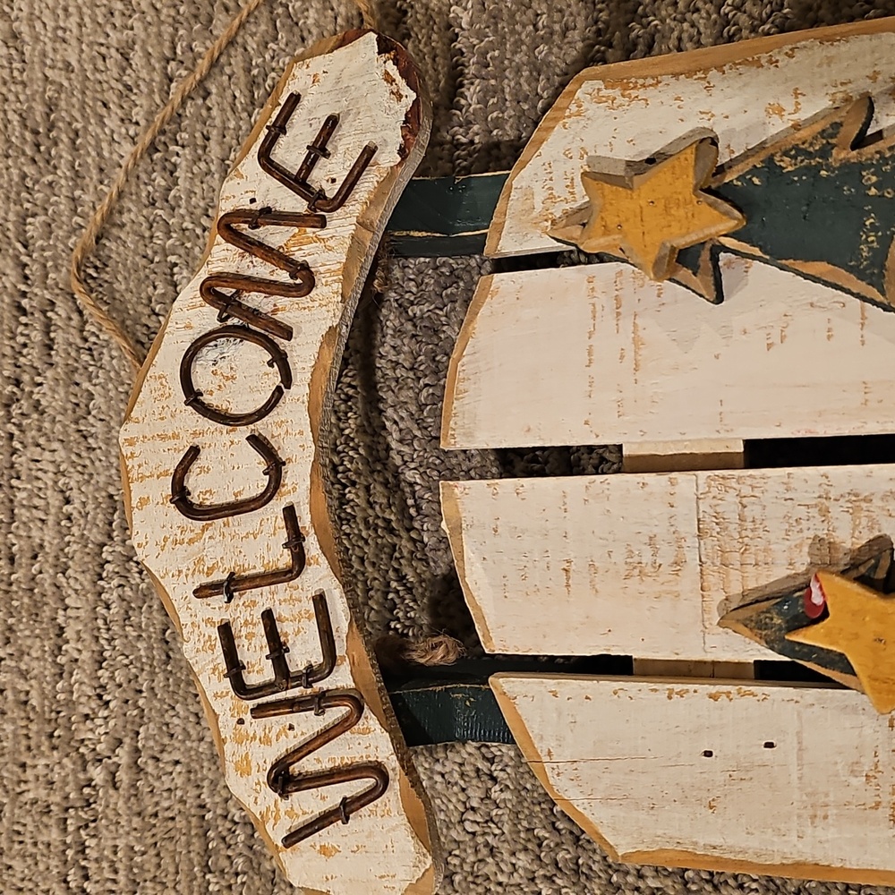 Festive, Rustic Welcome Sled with Cabin and Tree Design - Picture 5 of 8